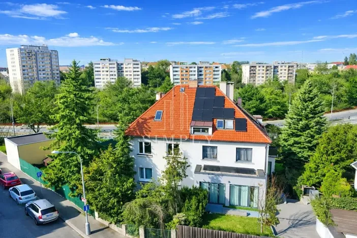 Prodej vícegeneračního domu, Praha - Hostivař, Herbenova, 360 m2