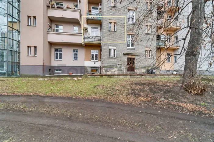 Prodej bytu 2+kk, Praha, 5. května, 51 m2