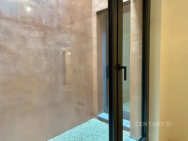 Prodej kanceláře, Praha - Vysočany, Kolbenova, 69 m2