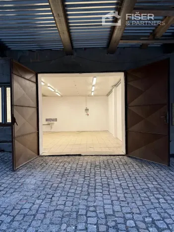 Pronájem skladu, Rožnov pod Radhoštěm, U Kantorka, 60 m2