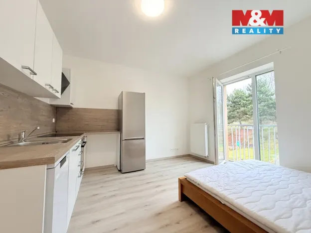 Pronájem bytu 1+kk, Tuchoměřice, V Kněžívce, 31 m2