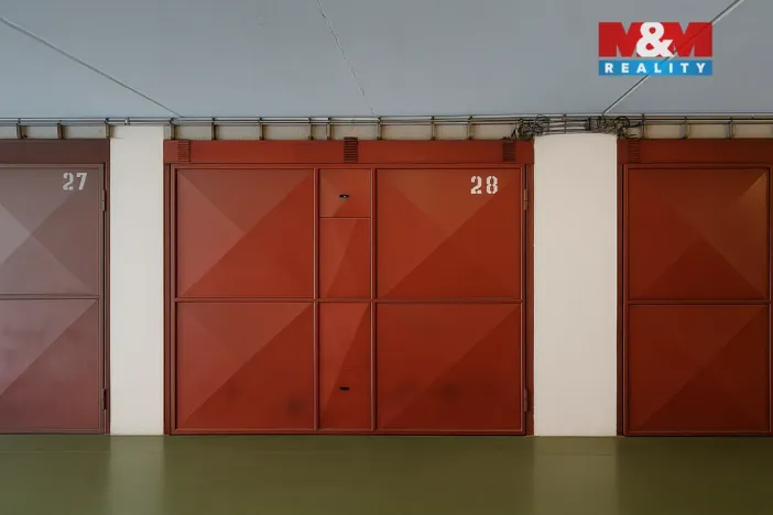 Pronájem garáže, Kladno - Kročehlavy, Bellevue, 16 m2