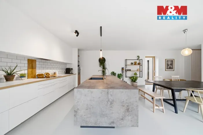 Prodej rodinného domu, Újezdec, 377 m2