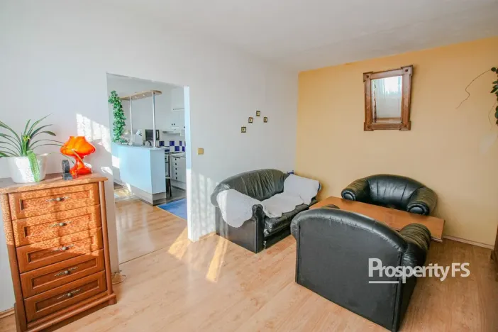 Pronájem bytu 1+1, Ústí nad Labem - Severní Terasa, Kmochova, 33 m2