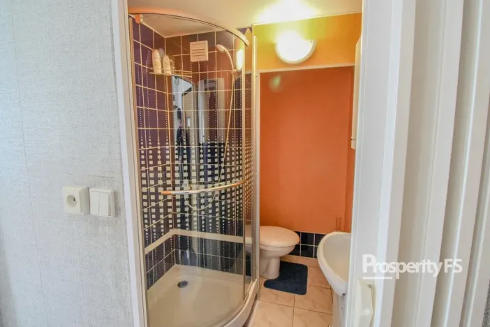 Pronájem bytu 1+1, Ústí nad Labem - Severní Terasa, Kmochova, 33 m2