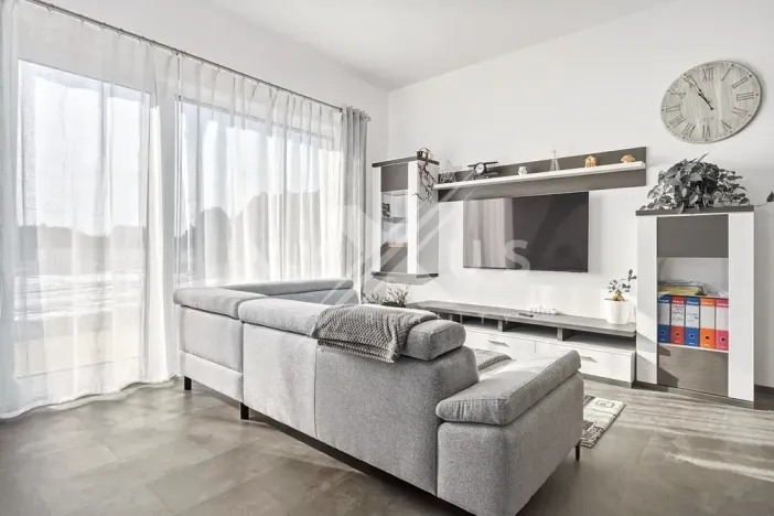 Pronájem rodinného domu, Krakovany, 145 m2