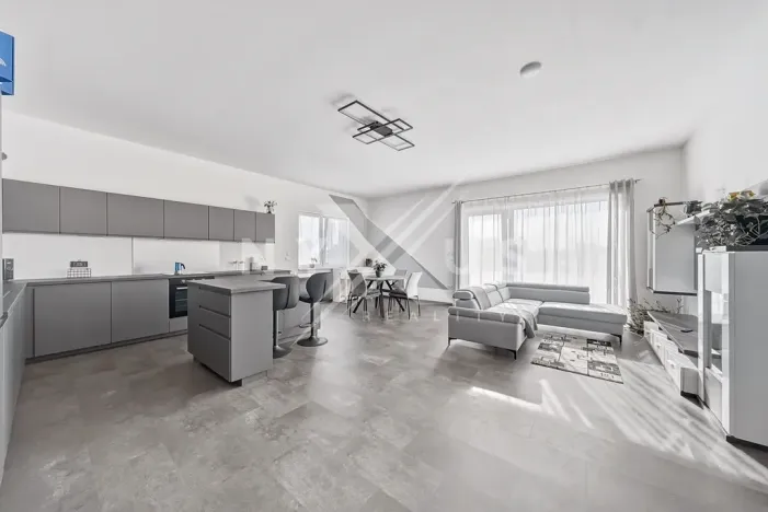 Pronájem rodinného domu, Krakovany, 145 m2