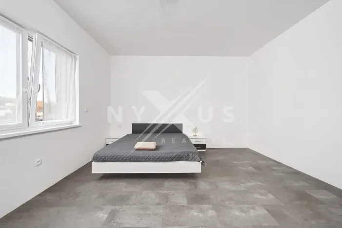 Pronájem rodinného domu, Krakovany, 145 m2