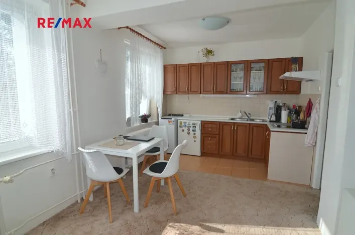 Pronájem bytu 1+kk, Praha - Zbraslav, Tunelářů, 37 m2