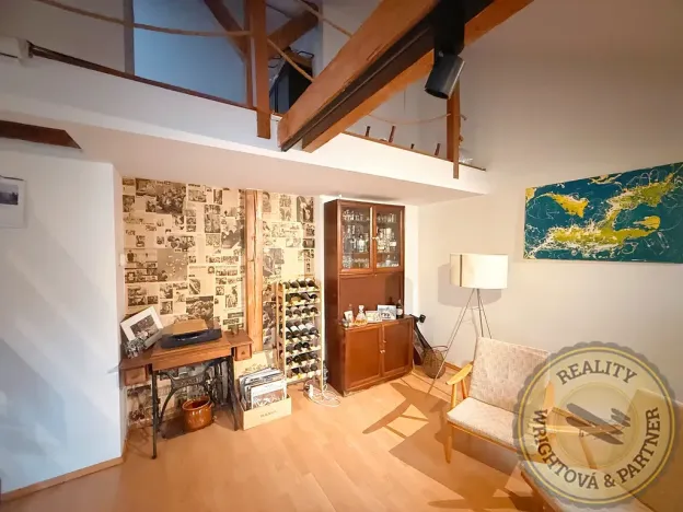 Prodej atypického bytu, Praha - Košíře, 178 m2