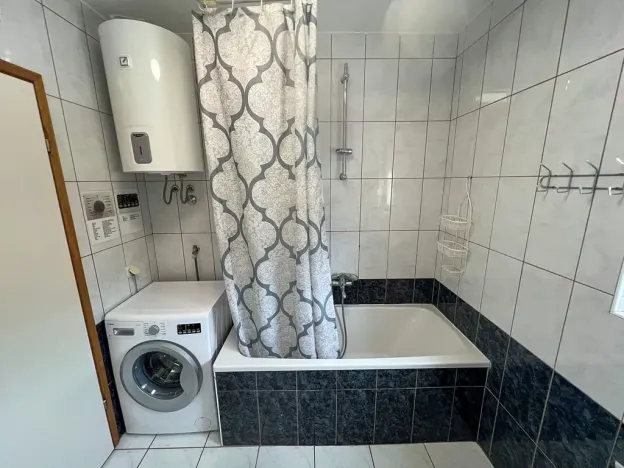 Prodej bytu 4+kk, Komarna, Chorvatsko, 111 m2