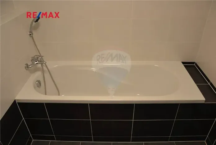 Pronájem bytu 2+kk, Plzeň, Štefánikova, 58 m2