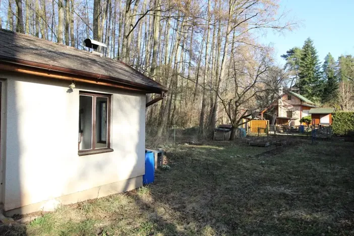 Pronájem chaty, Slaný, 16 m2