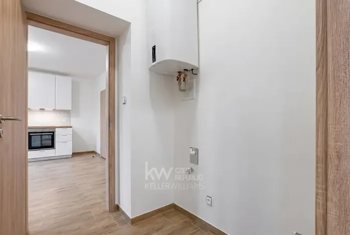 Pronájem bytu 2+kk, Praha - Chodov, Zakouřilova, 36 m2