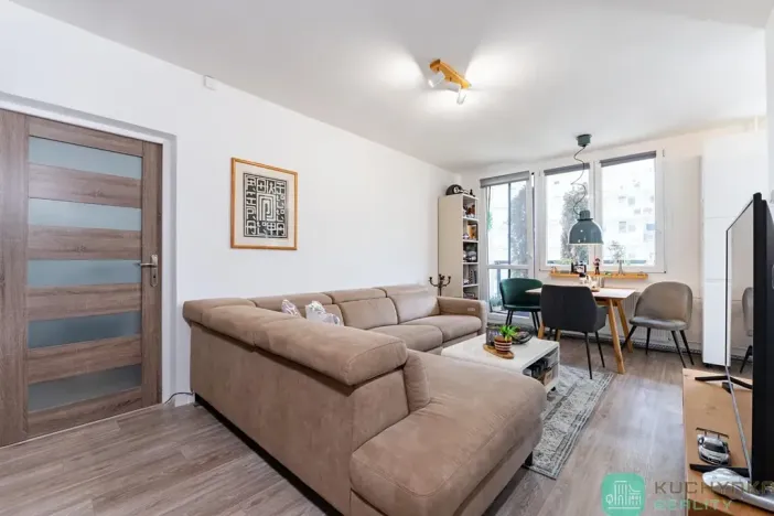 Prodej bytu 2+1, Osek, Hrdlovská, 52 m2