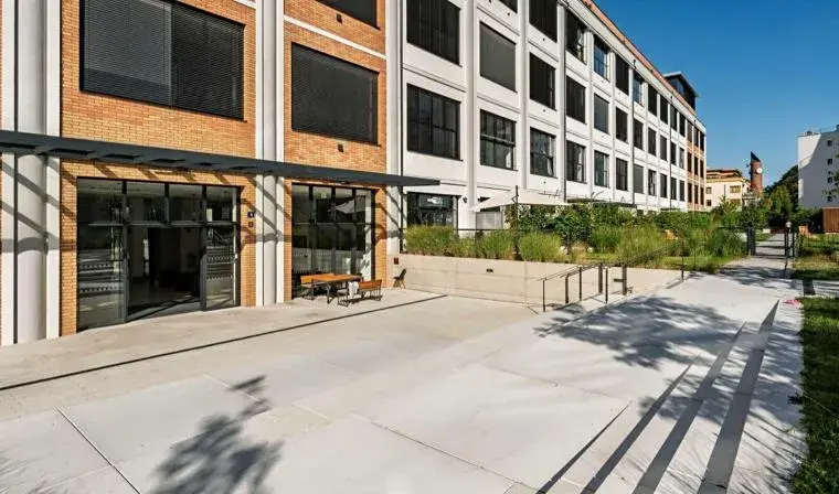 Prodej obchodního prostoru, Praha - Košíře, Naskové, 90 m2