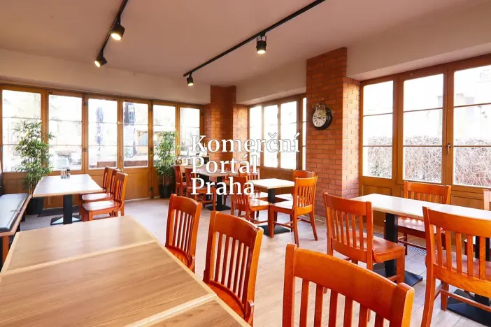 Pronájem restaurace, Praha - Smíchov, Na Václavce, 250 m2