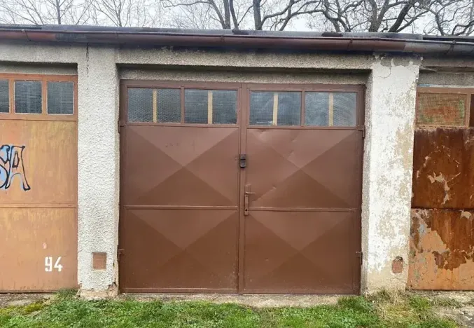 Prodej garáže, Praha - Čakovice, 18 m2