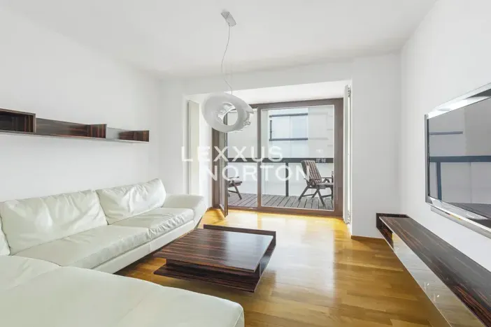 Pronájem bytu 3+1, Praha - Karlín, Šaldova, 94 m2