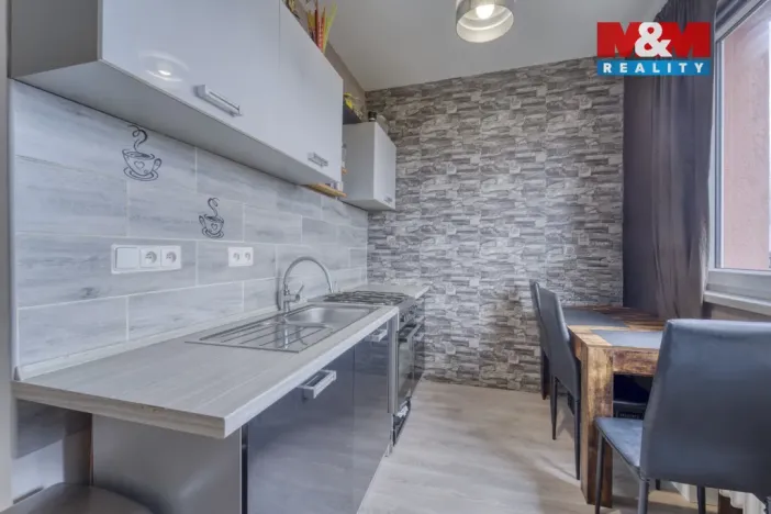 Prodej bytu 2+1, Habartov, Čs. armády, 51 m2