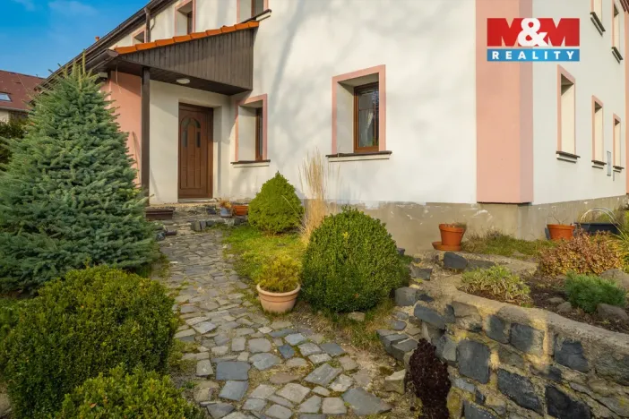 Prodej rodinného domu, Ústí nad Labem - Kojetice, 300 m2