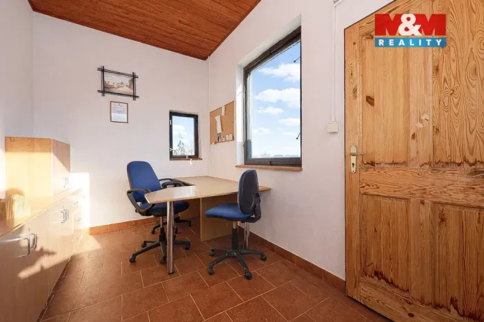 Pronájem výrobních prostor, Senice na Hané, Hliníky, 1030 m2