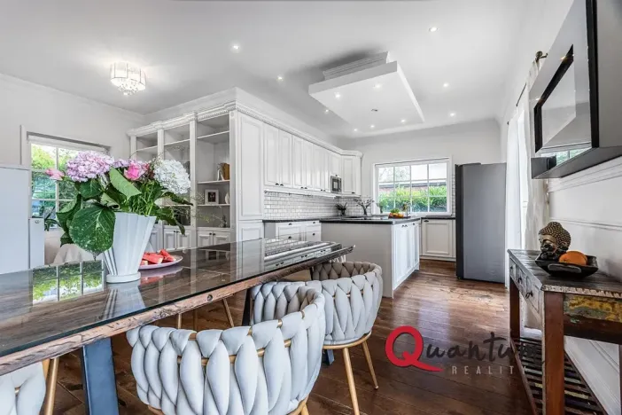 Prodej rodinného domu, Praha - Horní Počernice, Na Myšině, 327 m2