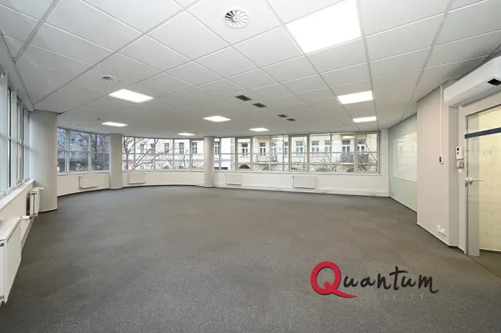 Pronájem kanceláře, Praha - Vinohrady, Šafaříkova, 123 m2