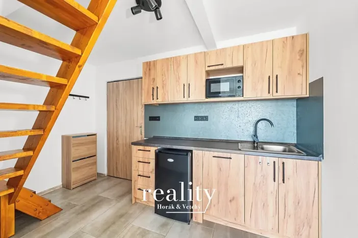 Prodej apartmánu, Jevišovka, 190 m2