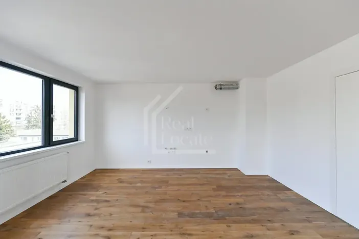 Prodej bytu 2+kk, Praha - Vysočany, V Předním Hloubětíně, 62 m2
