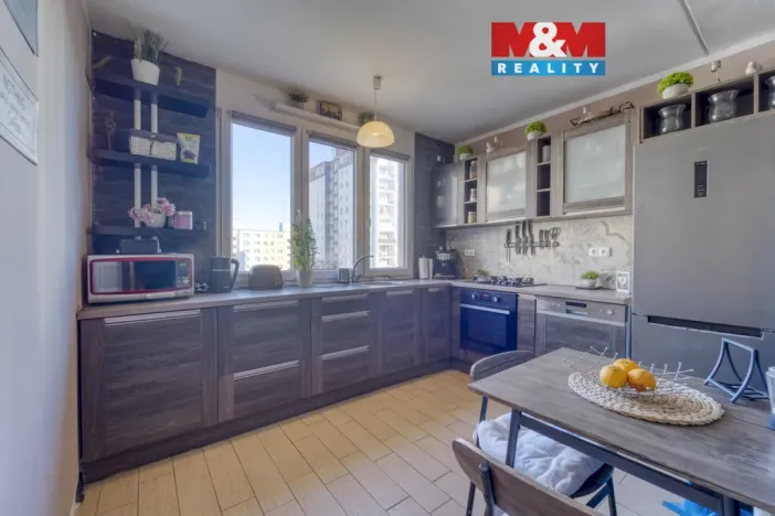 Prodej bytu 4+1, Plzeň - Severní Předměstí, Strážnická, 83 m2