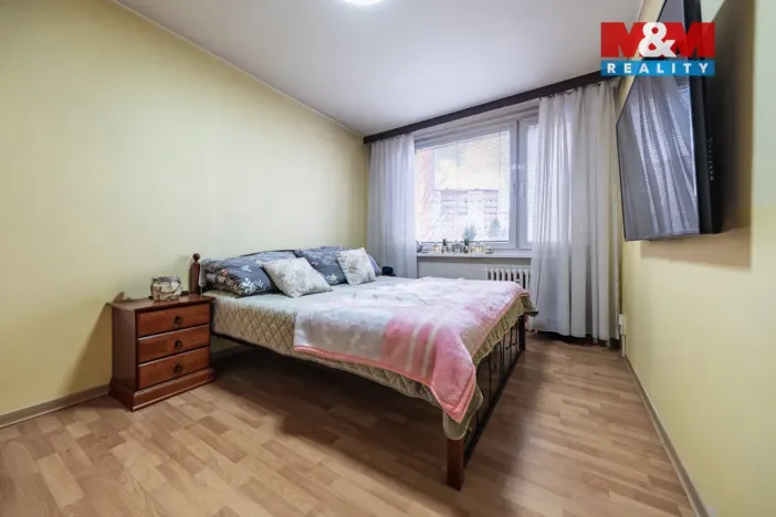 Prodej bytu 3+1, Příbram - Příbram V-Zdaboř, Družstevní, 71 m2