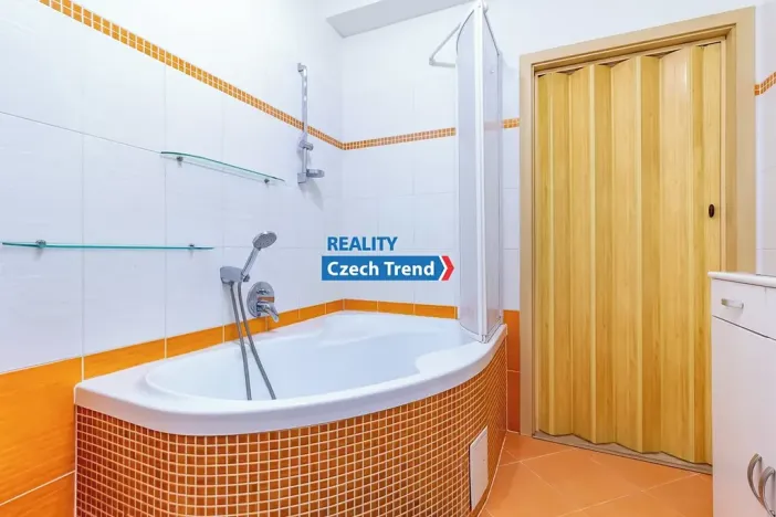 Prodej bytu 2+kk, Olomouc, Družební, 62 m2