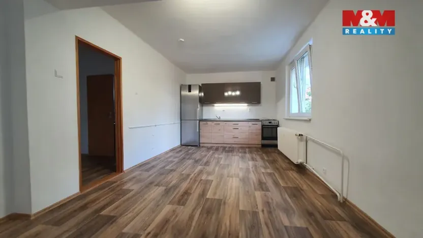 Pronájem bytu 2+1, Ostrov, Jungmannova, 51 m2