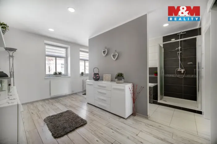 Prodej rodinného domu, Rokytnice v Orlických horách, 5. května, 245 m2