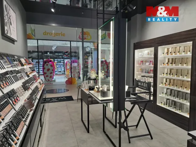 Pronájem obchodního prostoru, Brno, náměstí Svobody, 32 m2