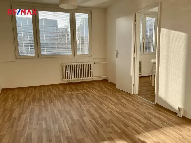 Pronájem bytu 1+1, Praha - Krč, Sládkovičova, 39 m2