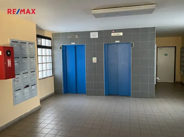 Pronájem bytu 1+1, Praha - Krč, Sládkovičova, 39 m2