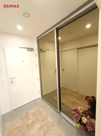 Pronájem bytu 1+kk, Praha - Vršovice, Altajská, 40 m2