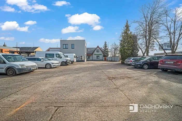 Prodej kanceláře, Pardubice, K Dolíčku, 374 m2