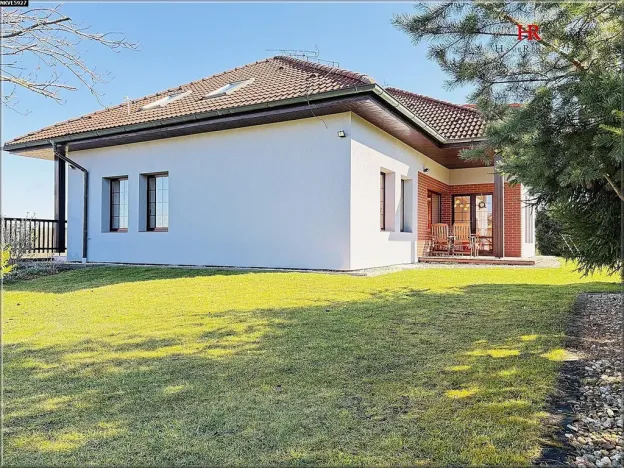 Prodej rodinného domu, Bystřice, 388 m2