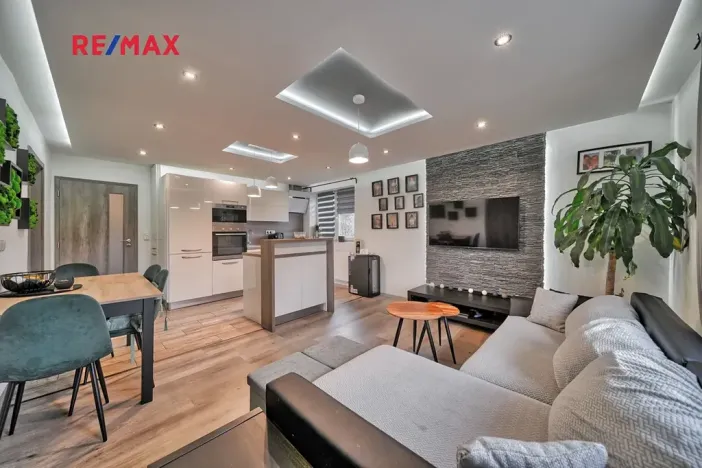 Prodej bytu 3+kk, Kolín, Sadová, 65 m2