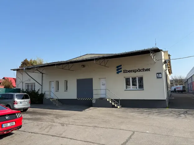 Pronájem obchodního prostoru, Praha - Horní Počernice, Náchodská, 600 m2