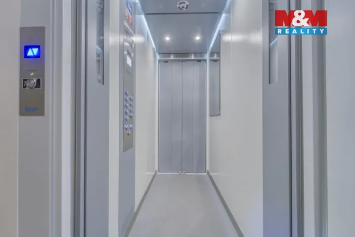 Prodej bytu 3+1, Plzeň - Doudlevce, Skupova, 76 m2