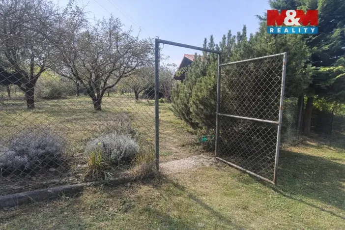 Prodej zahrady, Kolín - Štítary, 367 m2