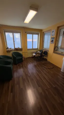 Pronájem kanceláře, Pardubice, Na Spravedlnosti, 35 m2