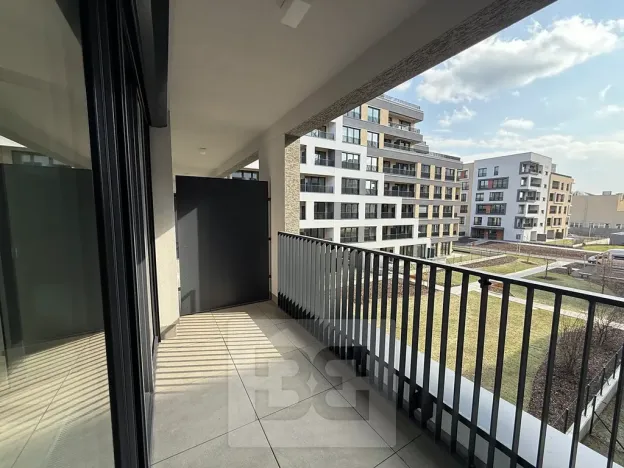 Pronájem bytu 1+kk, Praha - Hloubětín, Poděbradská, 37 m2