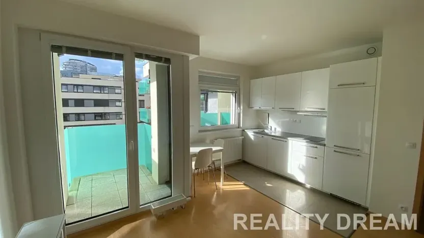 Pronájem bytu 2+kk, Praha - Stodůlky, Petržílkova, 46 m2