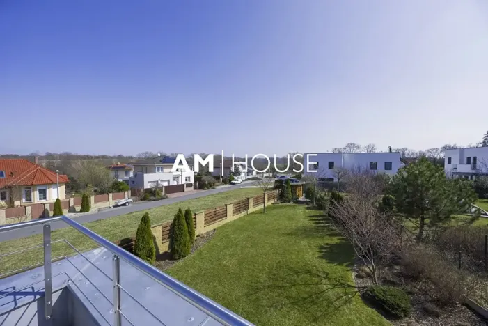 Prodej rodinného domu, Praha - Pitkovice, Křemenáčová, 330 m2