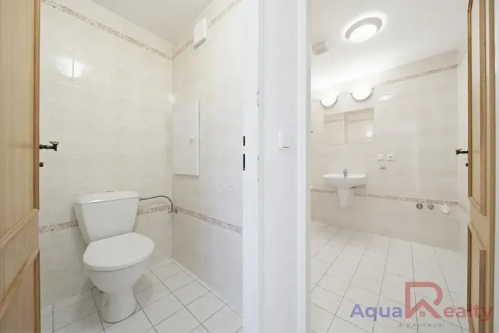 Prodej bytu 4+kk, Karlovy Vary, Okružní, 99 m2